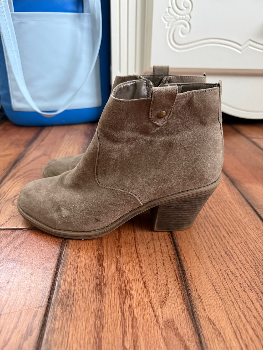 Women’s Suede Ankle Bootie in Taupe
